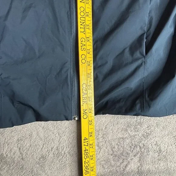 Arc'teryx Dark Blue Windbreaker Jacket - Picture 16 of 16